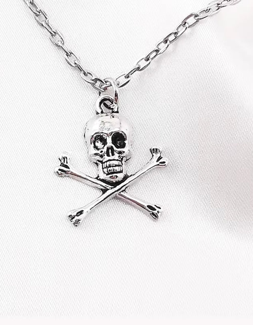 Load image into Gallery viewer, Skull Pendant Necklace for Women Men Vintage Chain Grunge Jewelry Goth Gothic Accessories Choker Y2K Aesthetic Fairy Star
